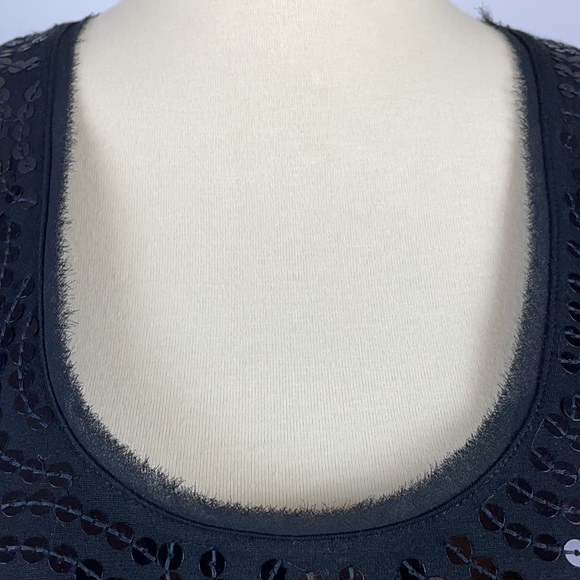 White House Black Market Lined Black Sequin Circle/Swirl Tank Top - Size XS - Picture 4 of 15